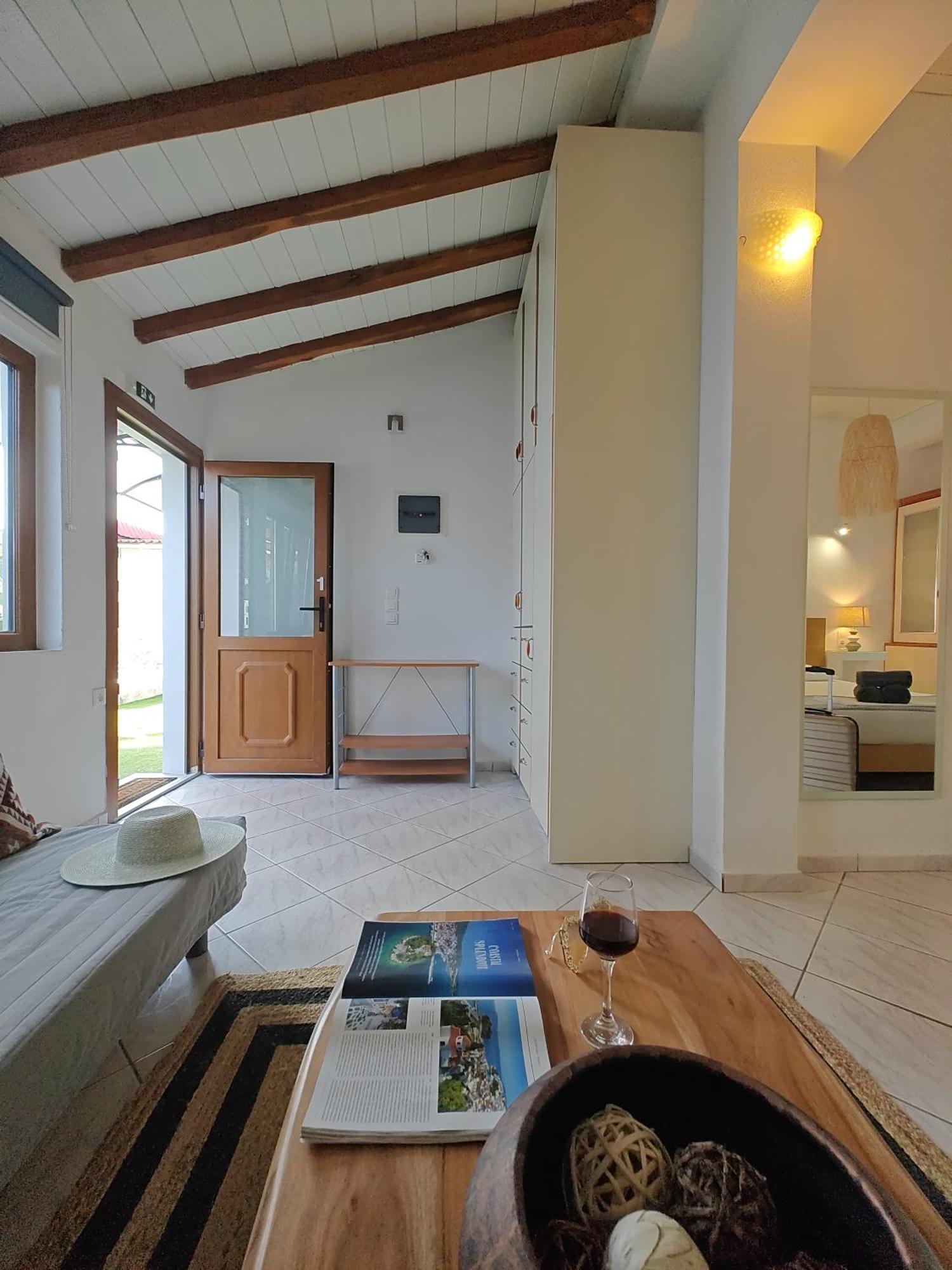 העיירה סקיאתוס Del Sol Suites מראה חיצוני תמונה